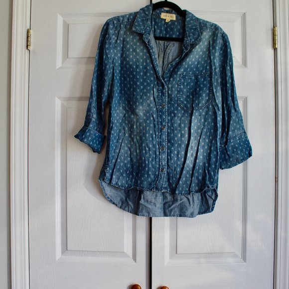 Anthropologie Cloth & Stone Chambray Button Down Print Shirt Size M Denim - Picture 5 of 11